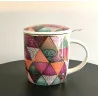 Tasse à thé infuseur Patchwork en porcelaine , 400 ml.