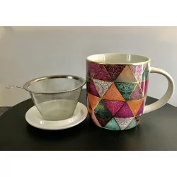 Tasse à thé infuseur Patchwork en porcelaine , 400 ml.