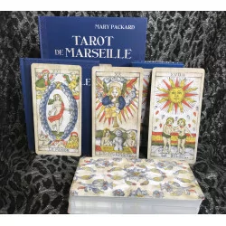 Coffret Tarot de Marseille.