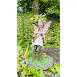 Dragonnienne et son Dragon vert. 18 cm