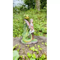 Dragonnienne et son Dragon vert. 18 cm