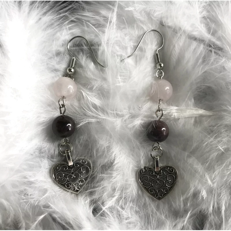 Boucles d’oreilles Grenat & quartz avec un coeur.