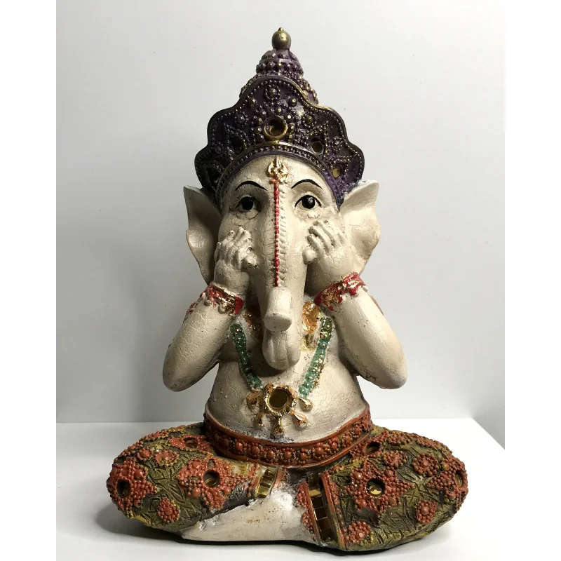 Statue de Ganesh ne parle pas mal.