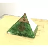 Pyramide Orgonite & Aventurine verte et Cristal