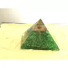 Pyramide Orgonite & Aventurine verte et Cristal