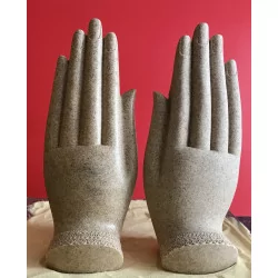 Namaste Mudra Mains avec Bouddhas couleur sable, 21 cm